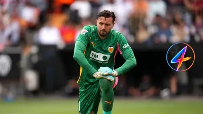 Stole Dimitrievski es el portero titular del Valencia