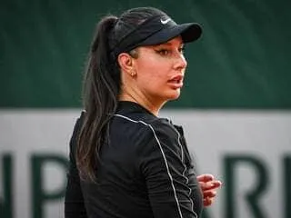 Océane Dodin Eliminated at Roland-Garros Qualifying, Discusses OnlyFans