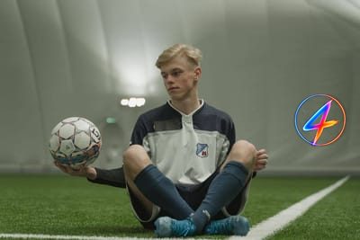 Feyenoord Loans Talent to Dordrecht, Dumfries Undergoes Real Madrid Medical