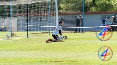 Courtois draagt dochter Ellie, De Bruyne praat met zoon
