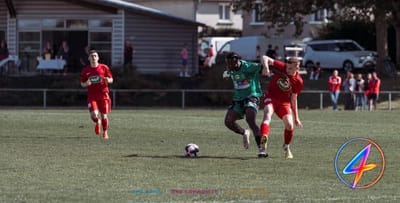 Sénégal bat la France 1-0 à l'ouverture de la Coupe du Monde 2002