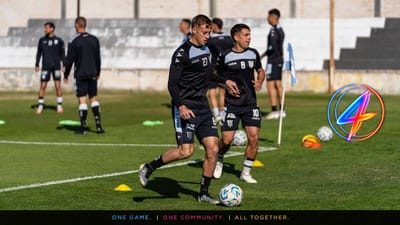 Dundee bet on youth as Odutayo signs two-year deal