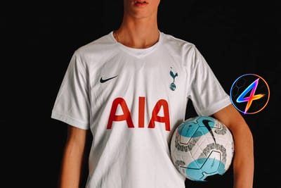 Barcelona negocia con Tottenham por el defensa central Cristian Romero