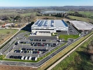 France remains top destination but faces investment challenges