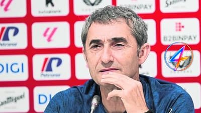 Valverde Leaves Athletic After Ten Years as Coach