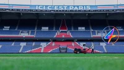 Daniel Siebert Controls PSG Champions League Win